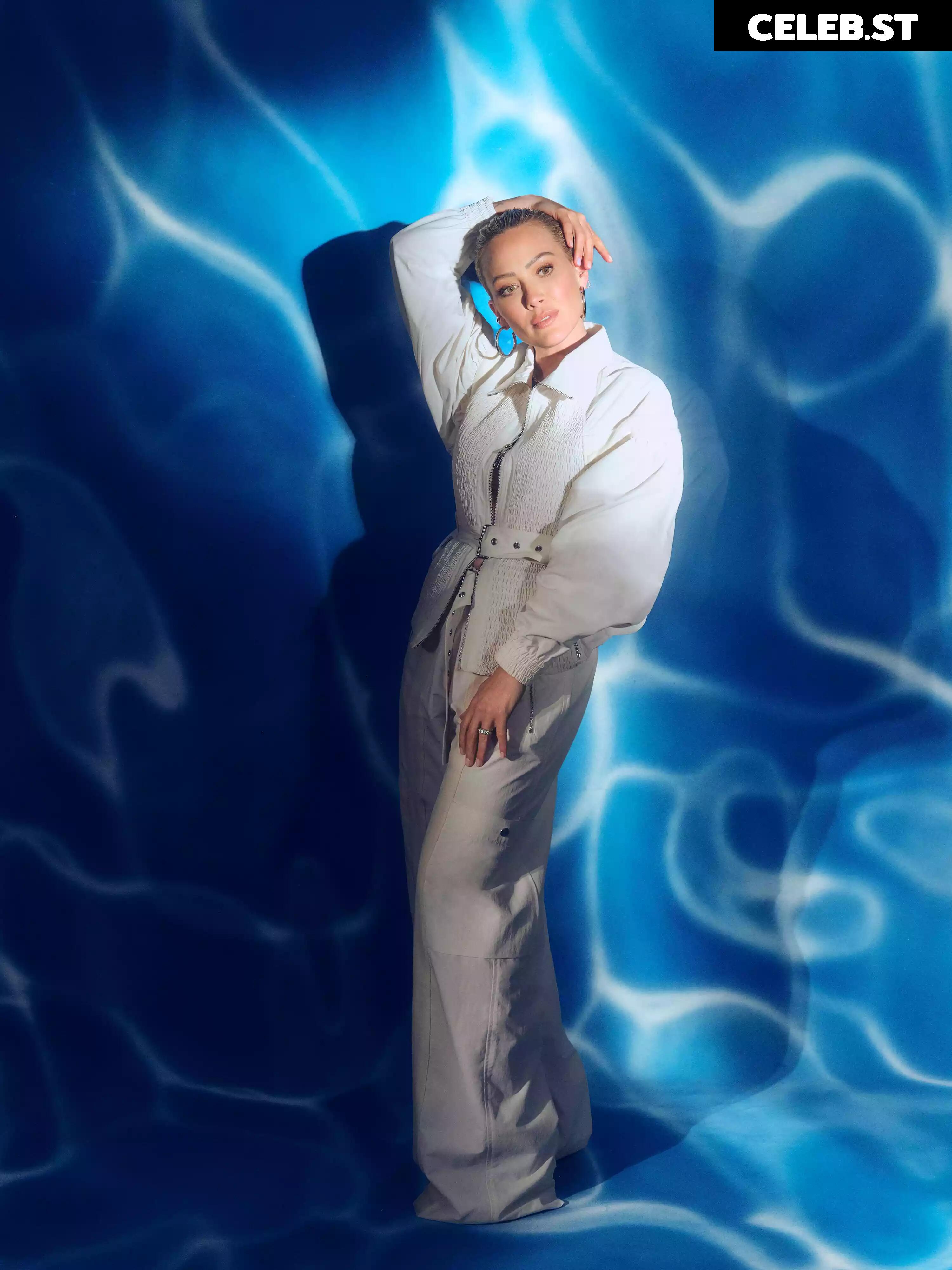 Hilary Duff Image 4462669