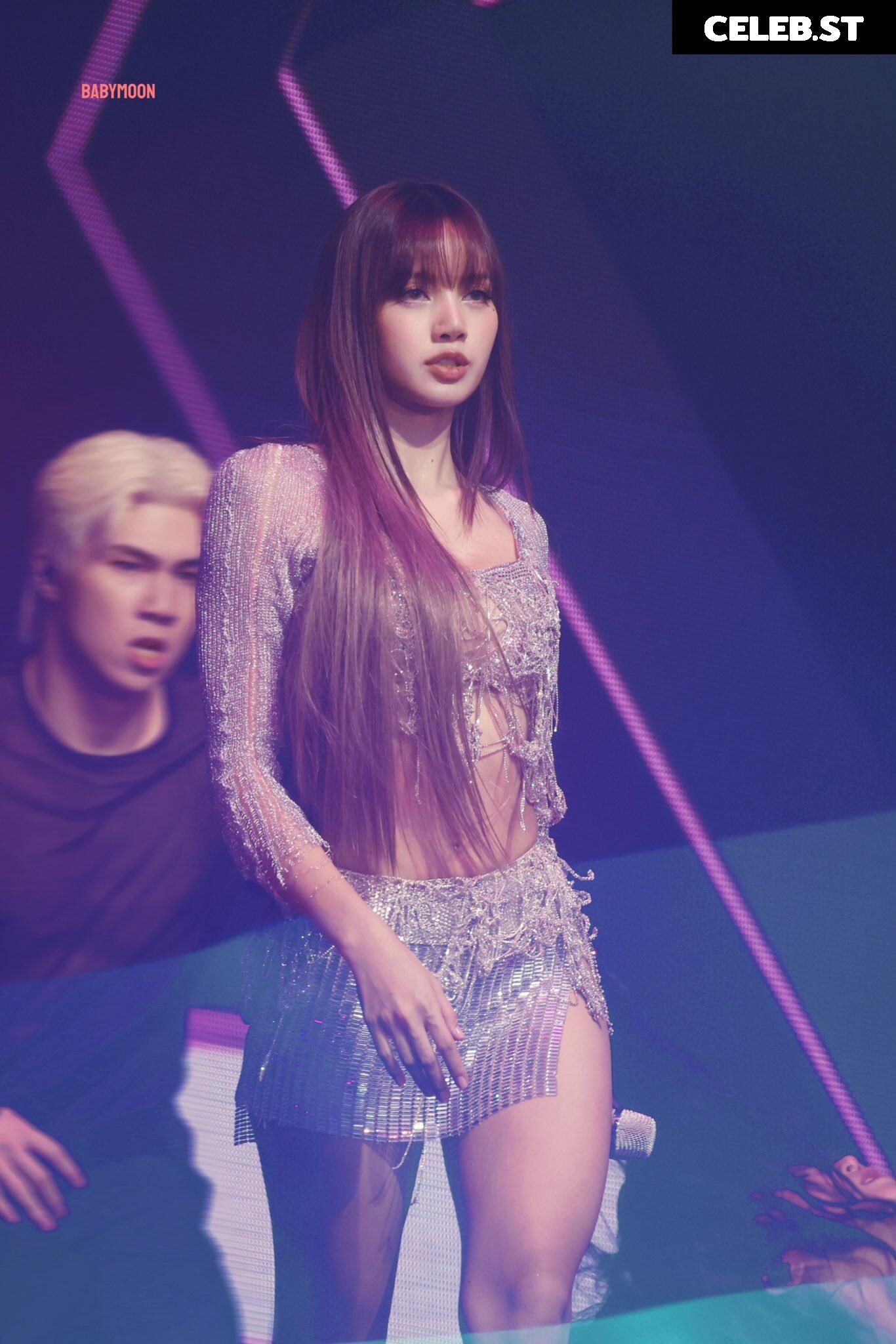 Lisa | BLΛƆKPIИK (Blackpink) Image 4462291