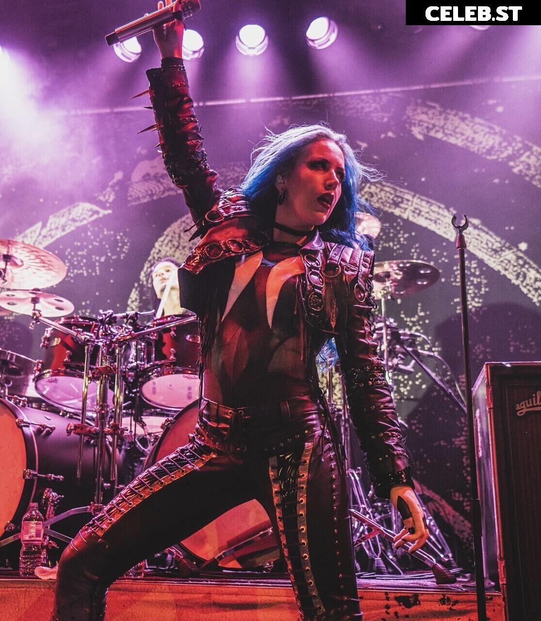 Women of Metal Image 4462278