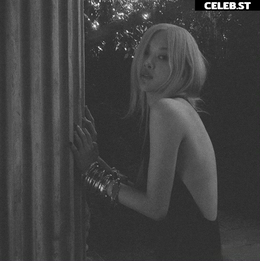 Rosé || Roseanne Park - BLΛƆKPIИK ( BLACKPINK ) Image 4463453