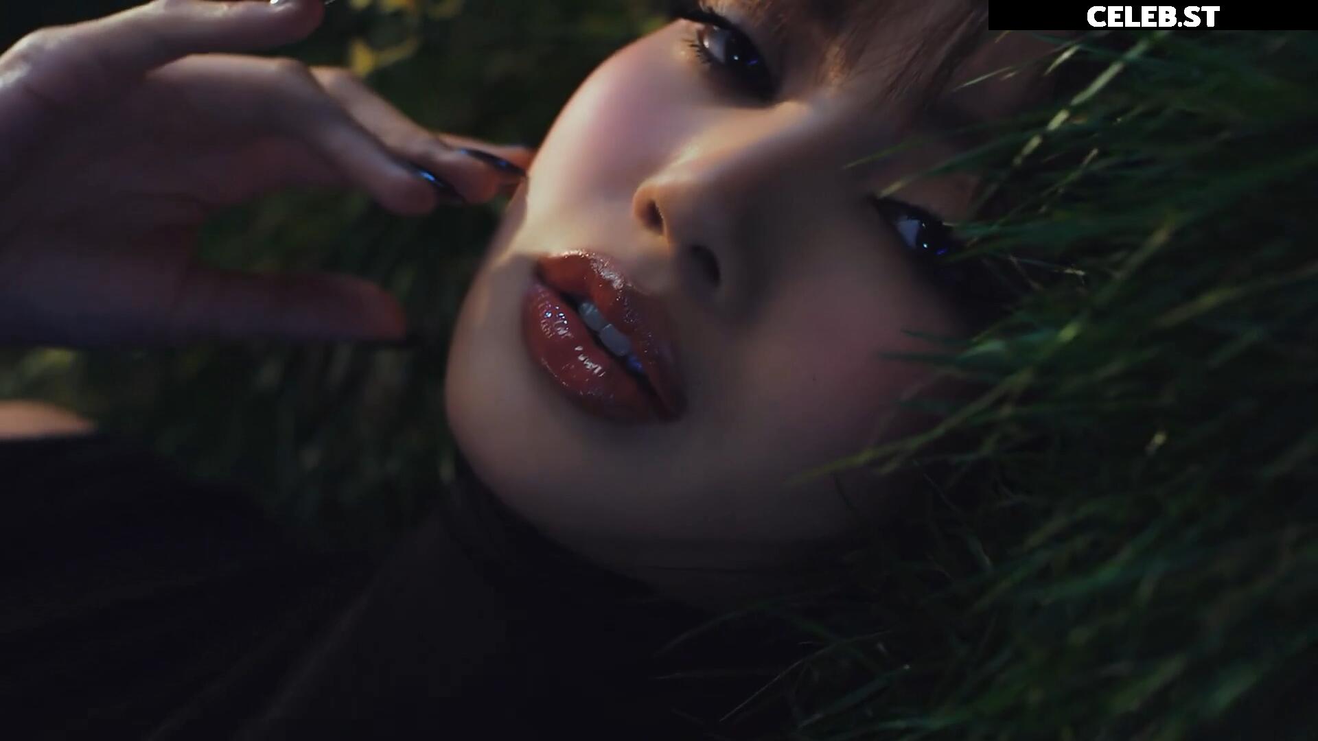 Lisa | BLΛƆKPIИK (Blackpink) Image 4463424
