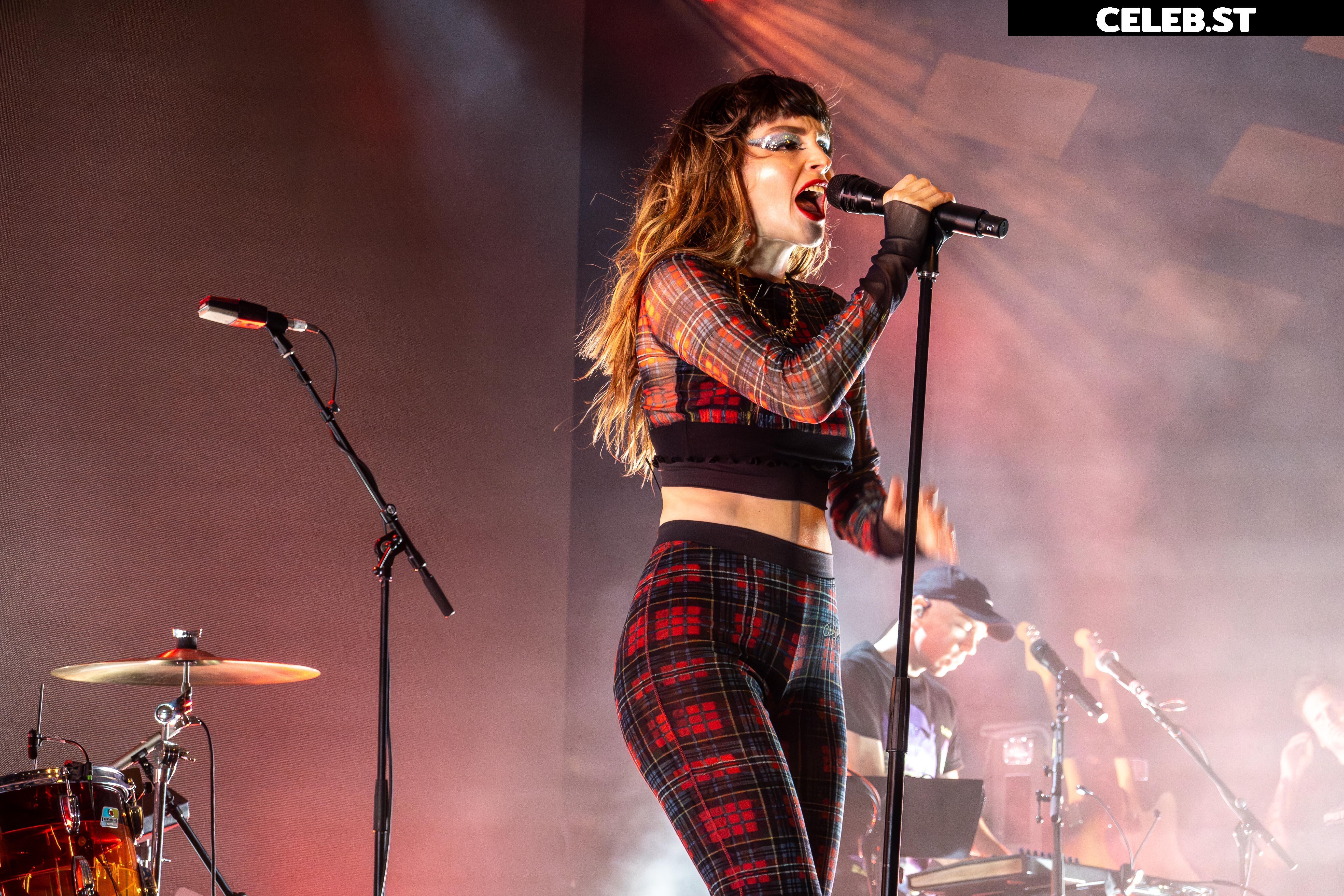 Lauren Mayberry (Singer) Image 4463783