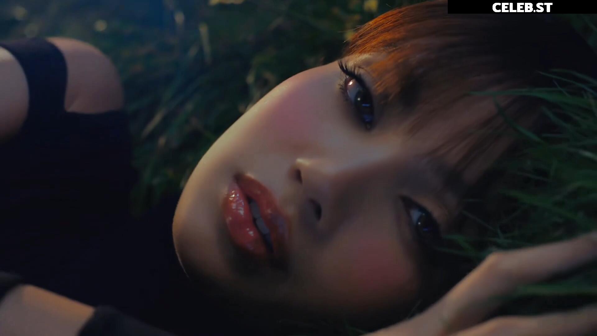 Lisa | BLΛƆKPIИK (Blackpink) Image 4463760