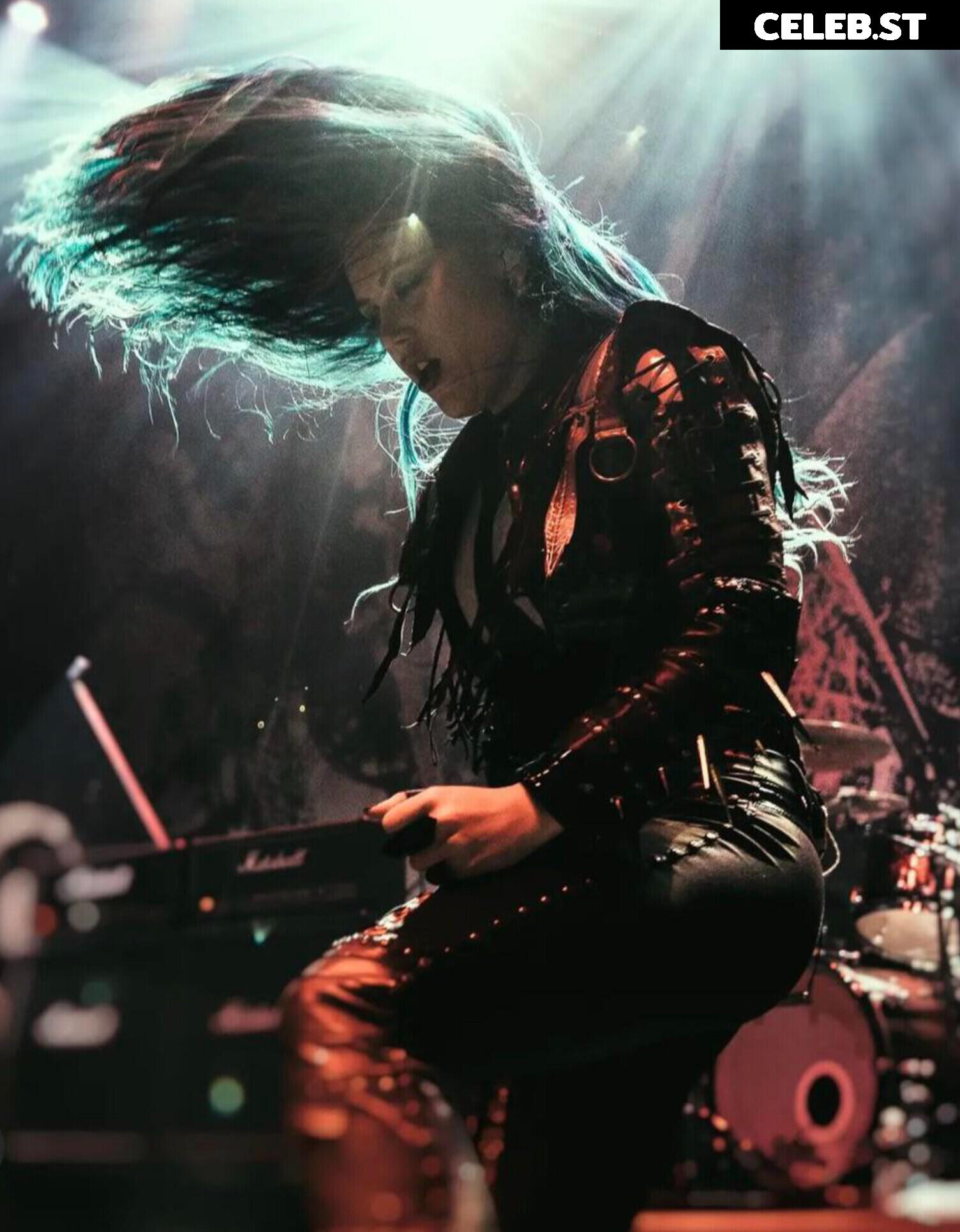 Women of Metal Image 4463001