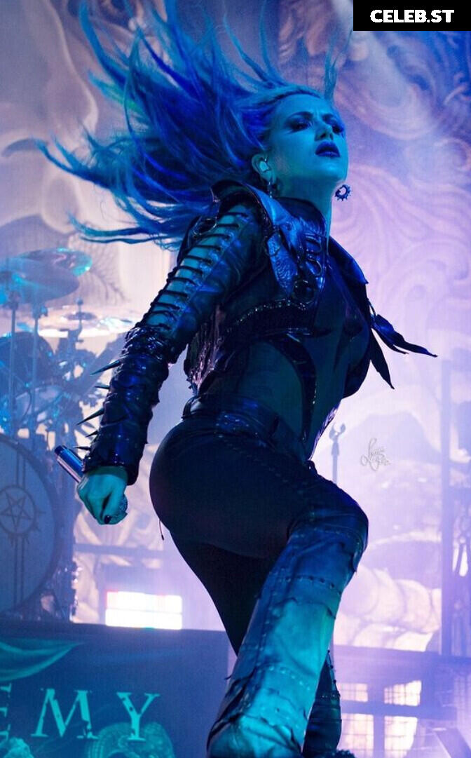 Women of Metal Image 4463221