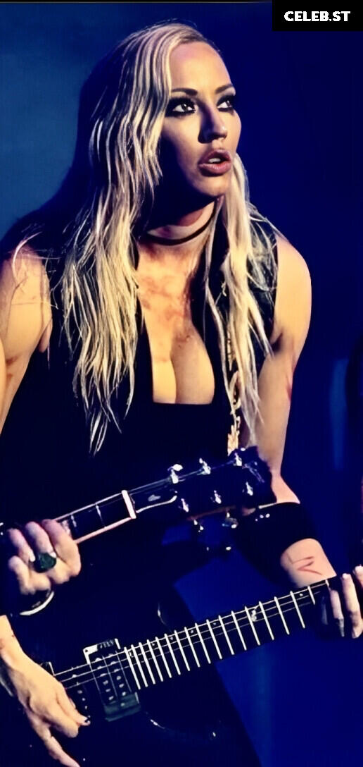 Women of Metal Image 4469504