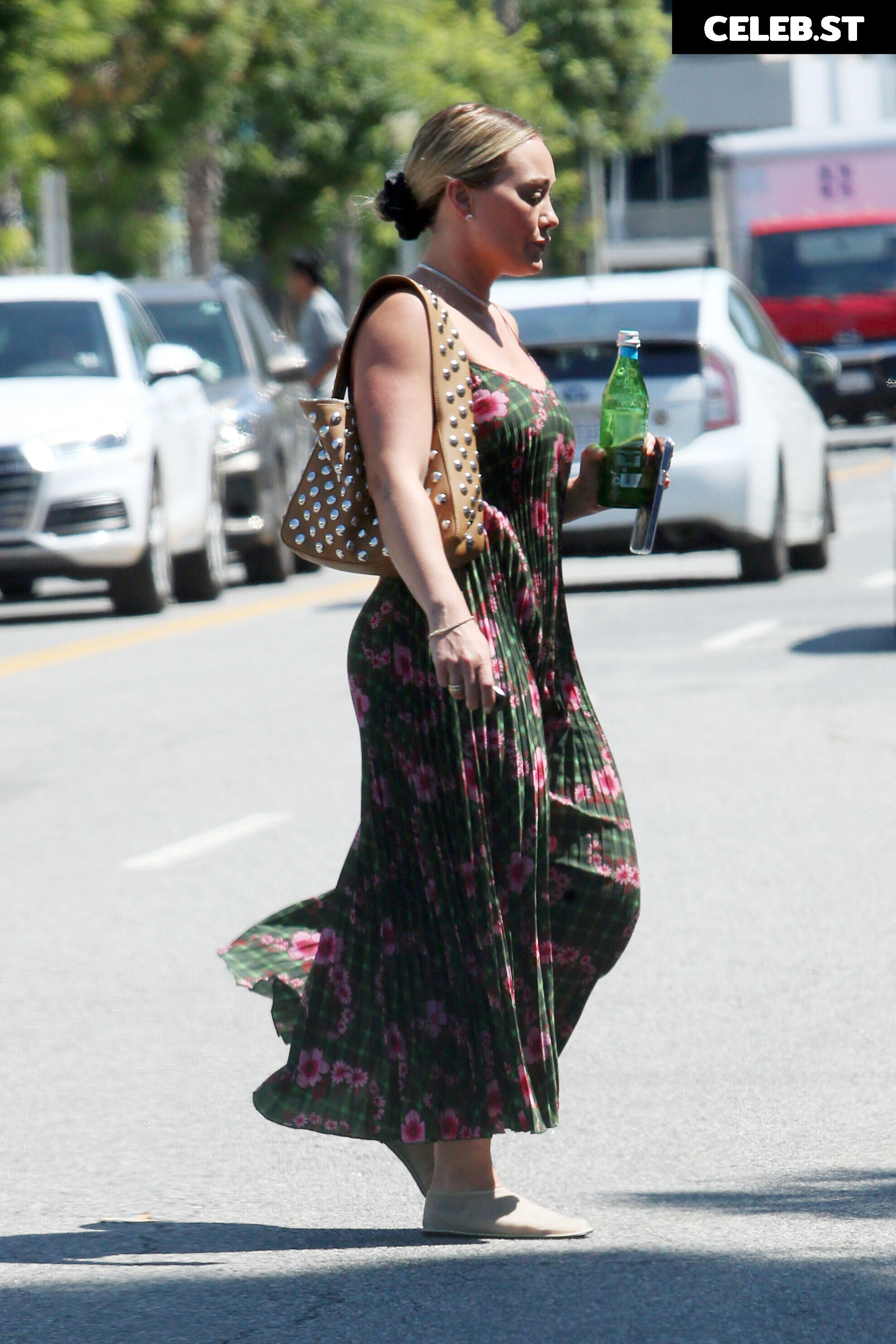 Hilary Duff Image 4469795