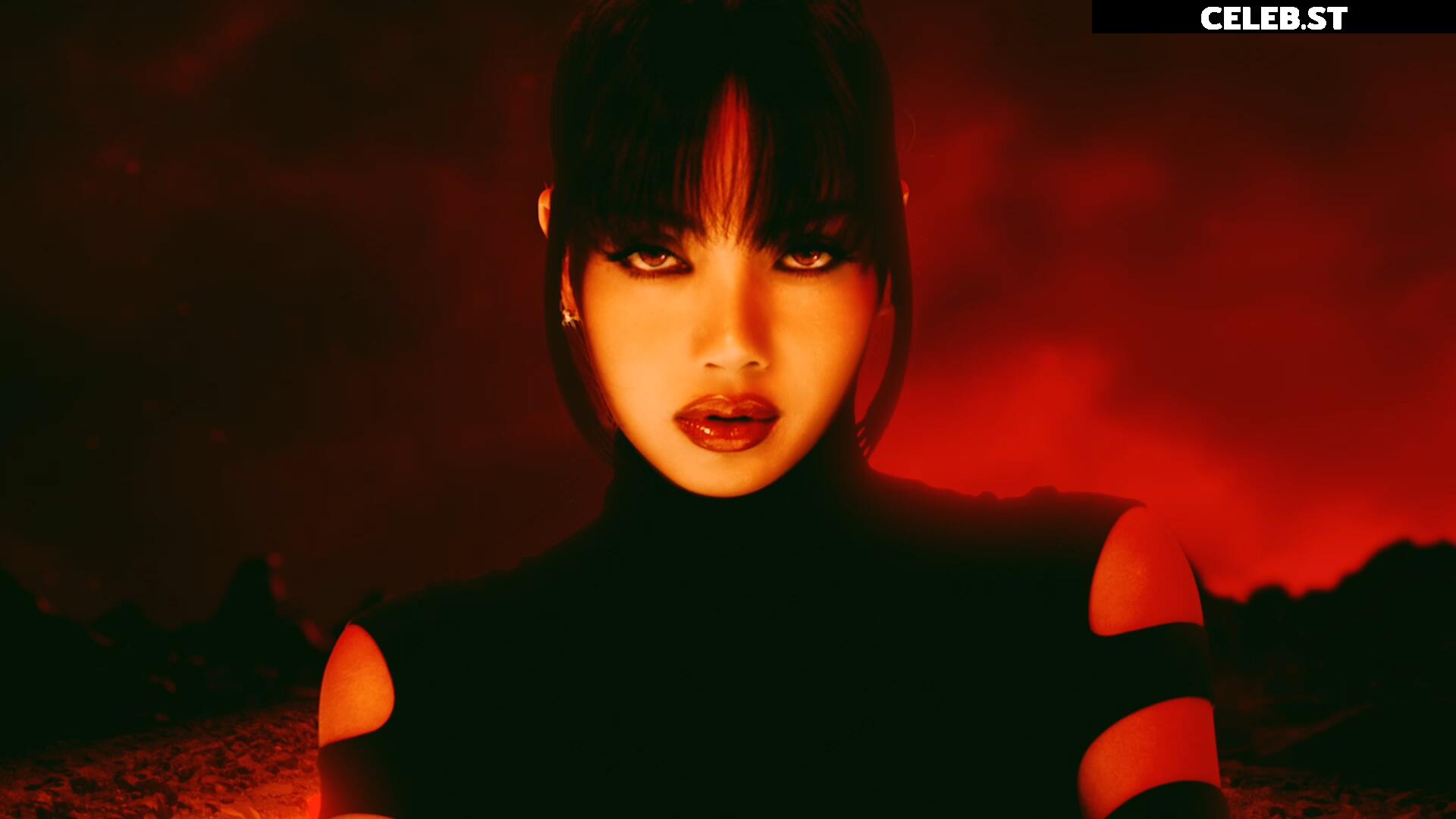Lisa | BLΛƆKPIИK (Blackpink) Image 4469165