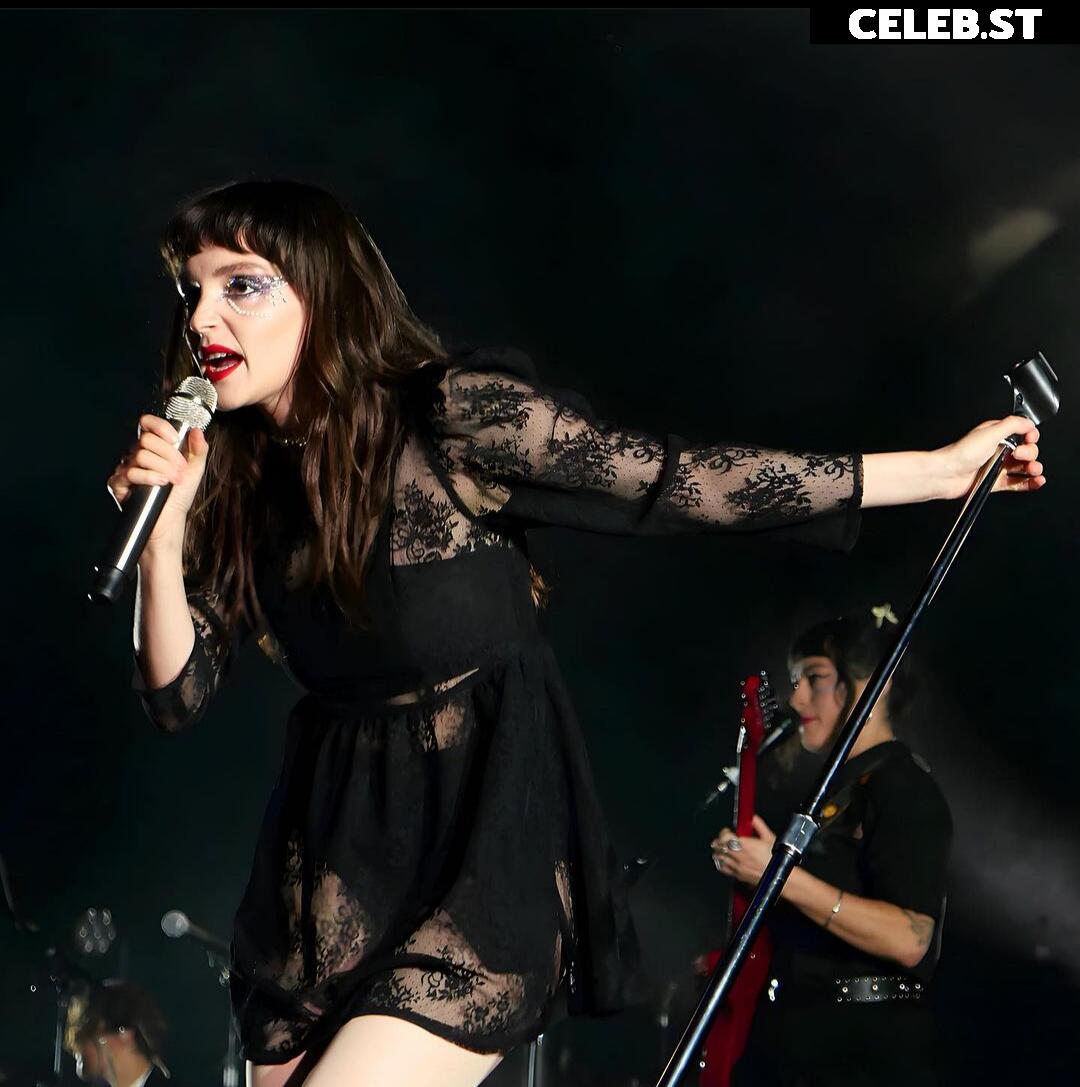 Lauren Mayberry (Singer) Image 4469124