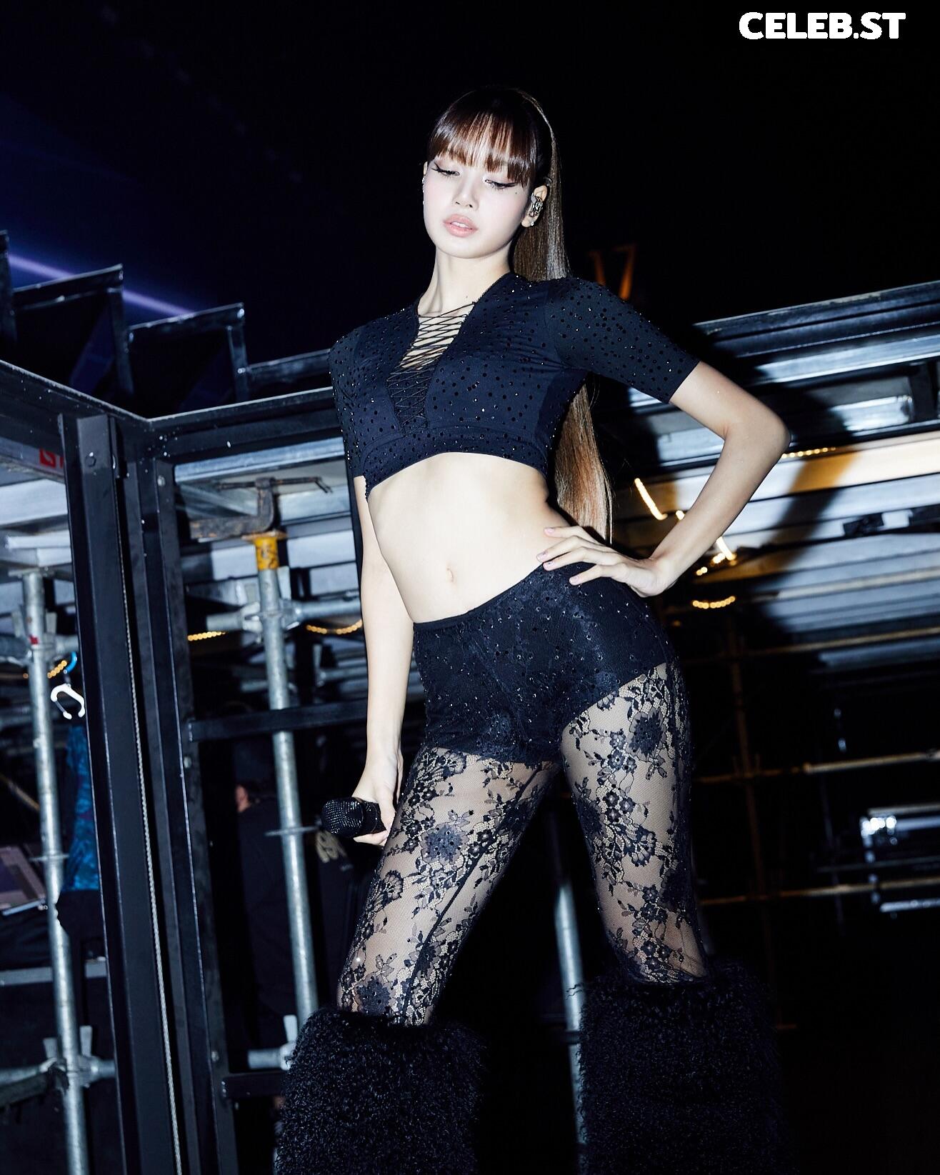 Lisa | BLΛƆKPIИK (Blackpink) Image 4469080