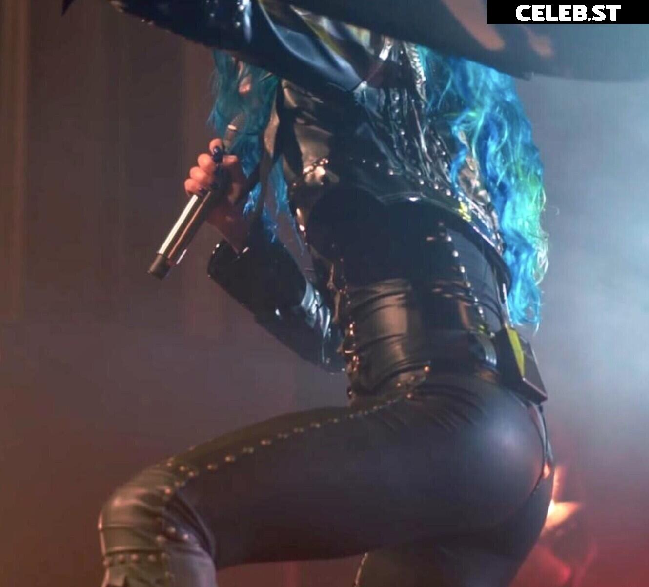 Women of Metal Image 4469225