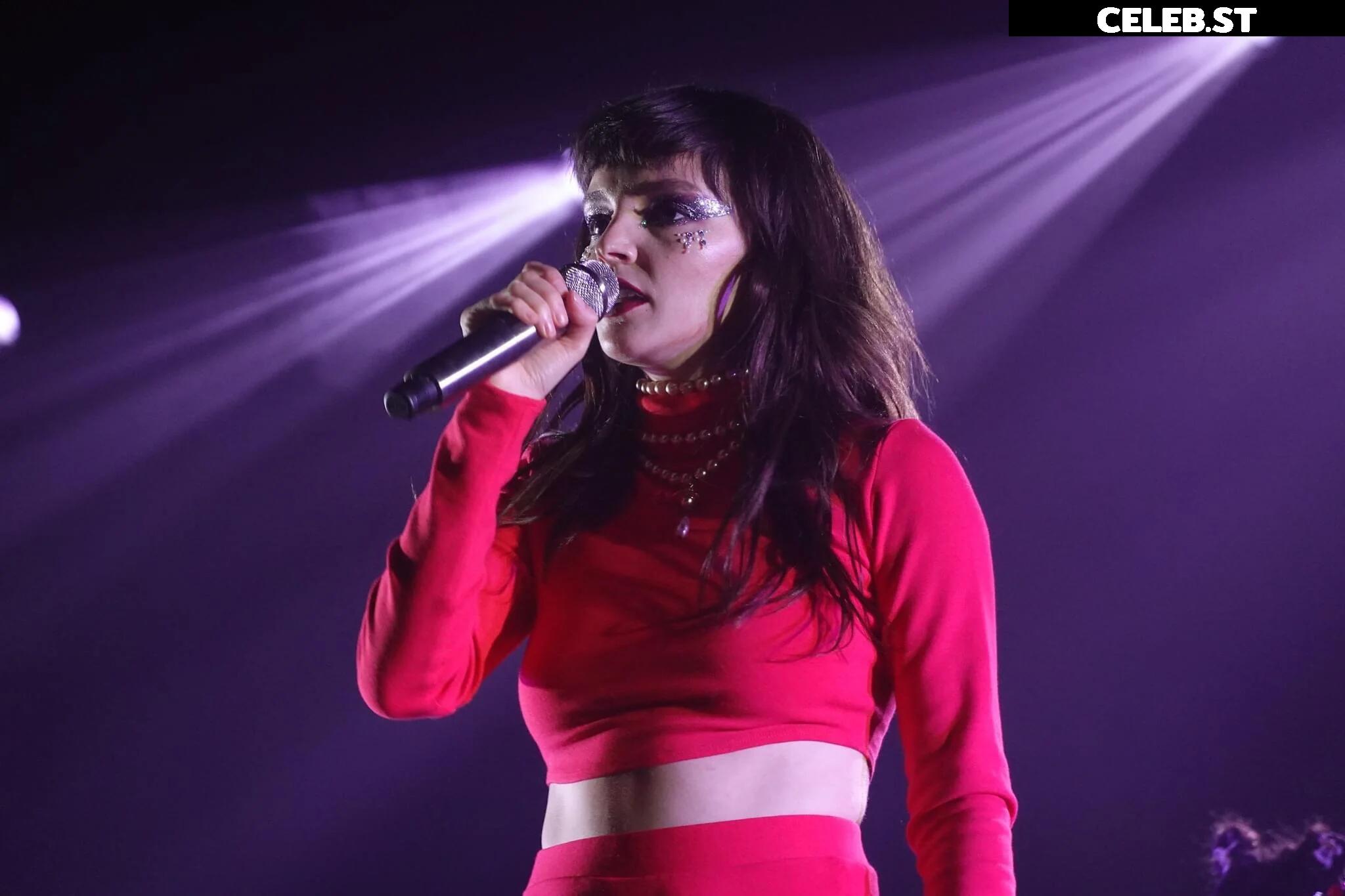 Lauren Mayberry (Singer) Image 4468506