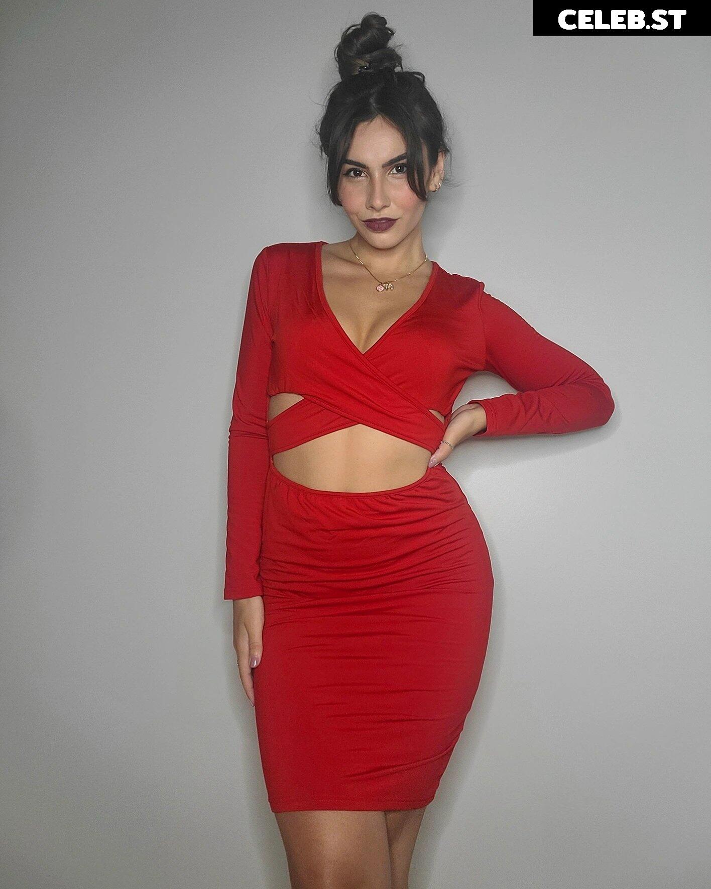 Alicia Atout and Salina de la Renta Image 4468159