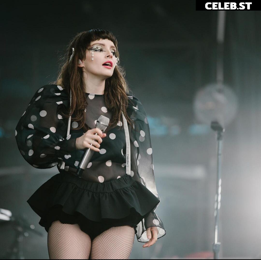 Lauren Mayberry (Singer) Image 4468274