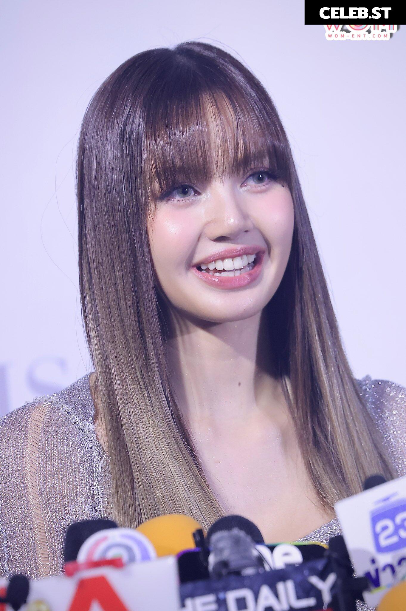 Lisa | BLΛƆKPIИK (Blackpink) Image 4455851