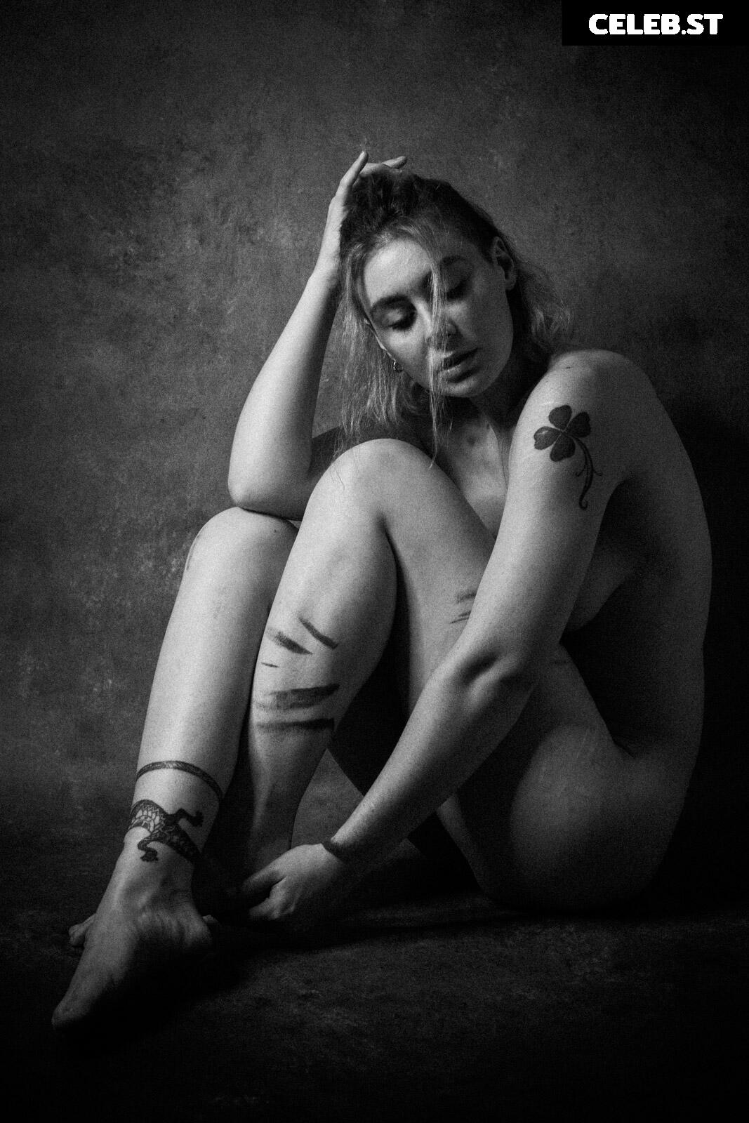 Muriel la Roja Image 445516