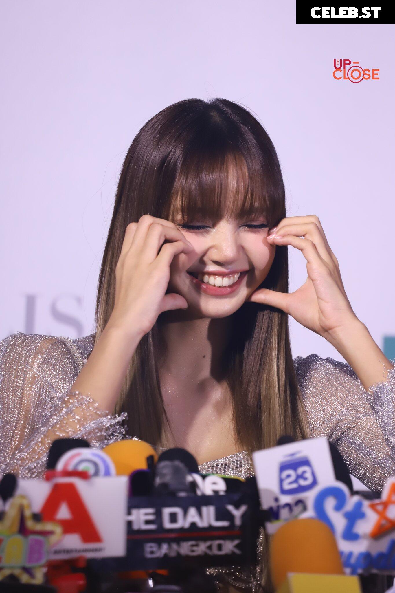 Lisa | BLΛƆKPIИK (Blackpink) Image 4456021