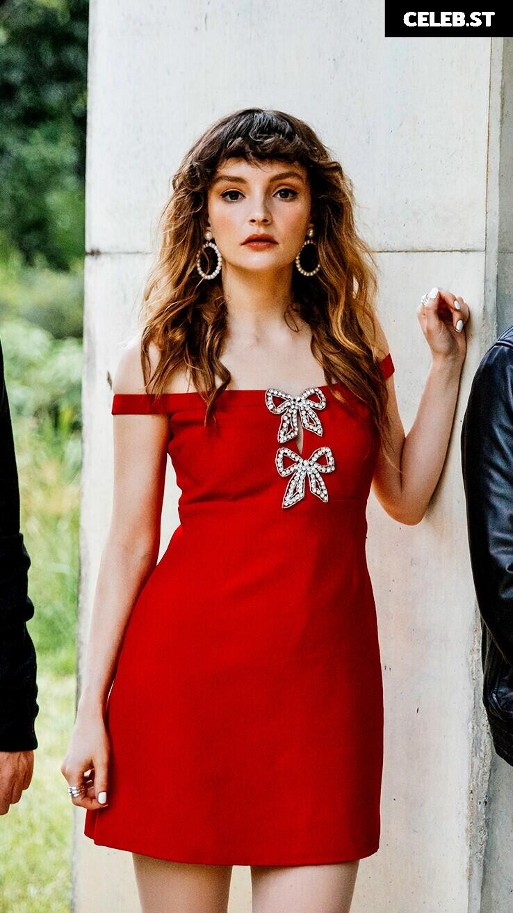Lauren Mayberry (Singer) Image 4457837