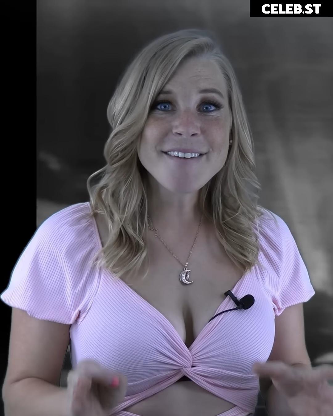 Ellie in Space / esherifftv Image 4457592