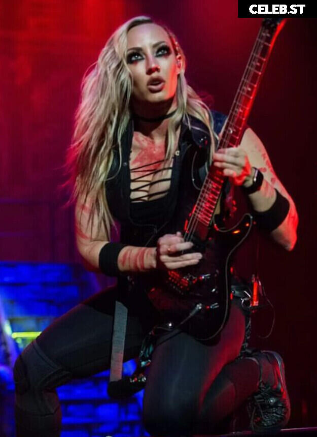 Women of Metal Image 4457404