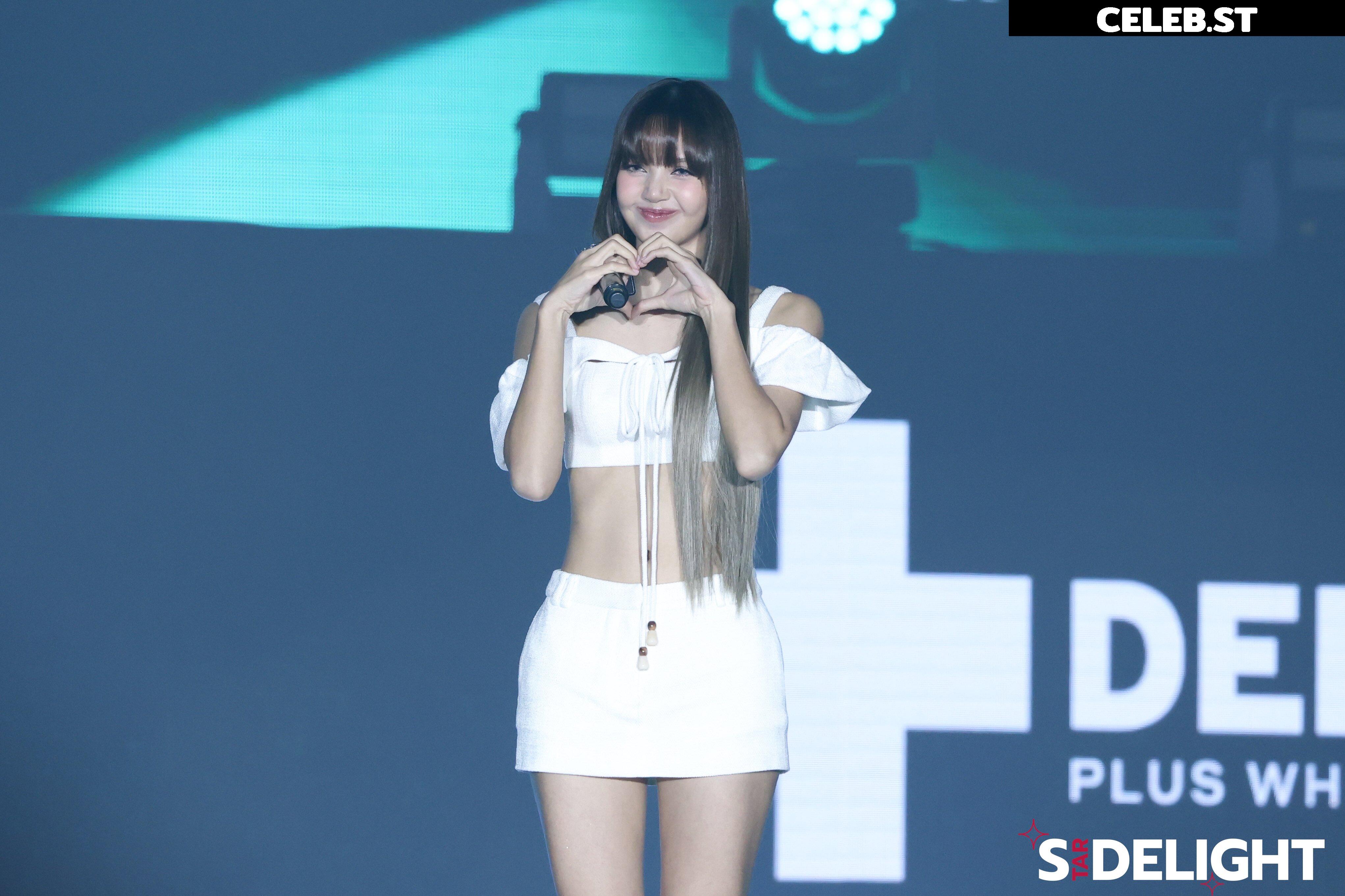 Lisa | BLΛƆKPIИK (Blackpink) Image 4457684