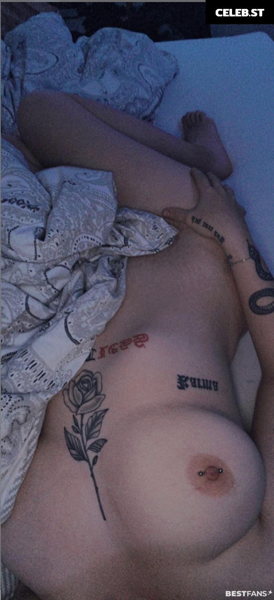 Xenia Tina Marie Image 445760