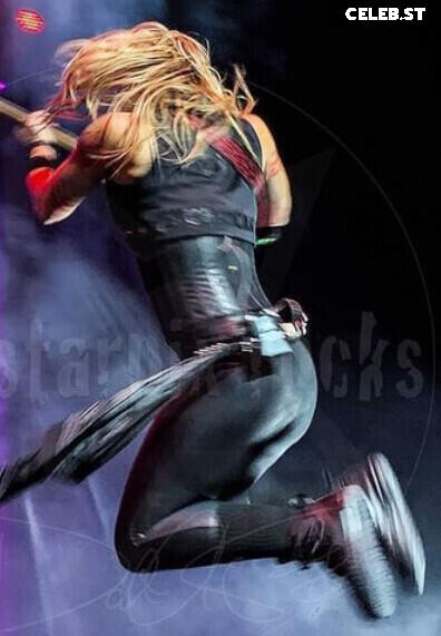 Women of Metal Image 4457355