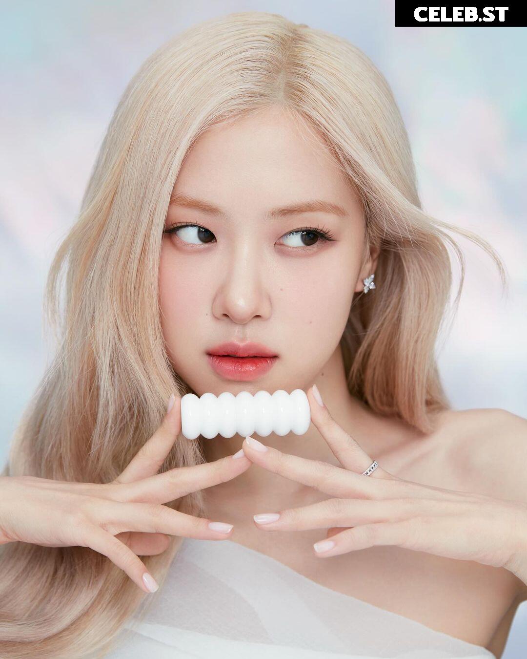 Rosé || Roseanne Park - BLΛƆKPIИK ( BLACKPINK ) Image 4457949