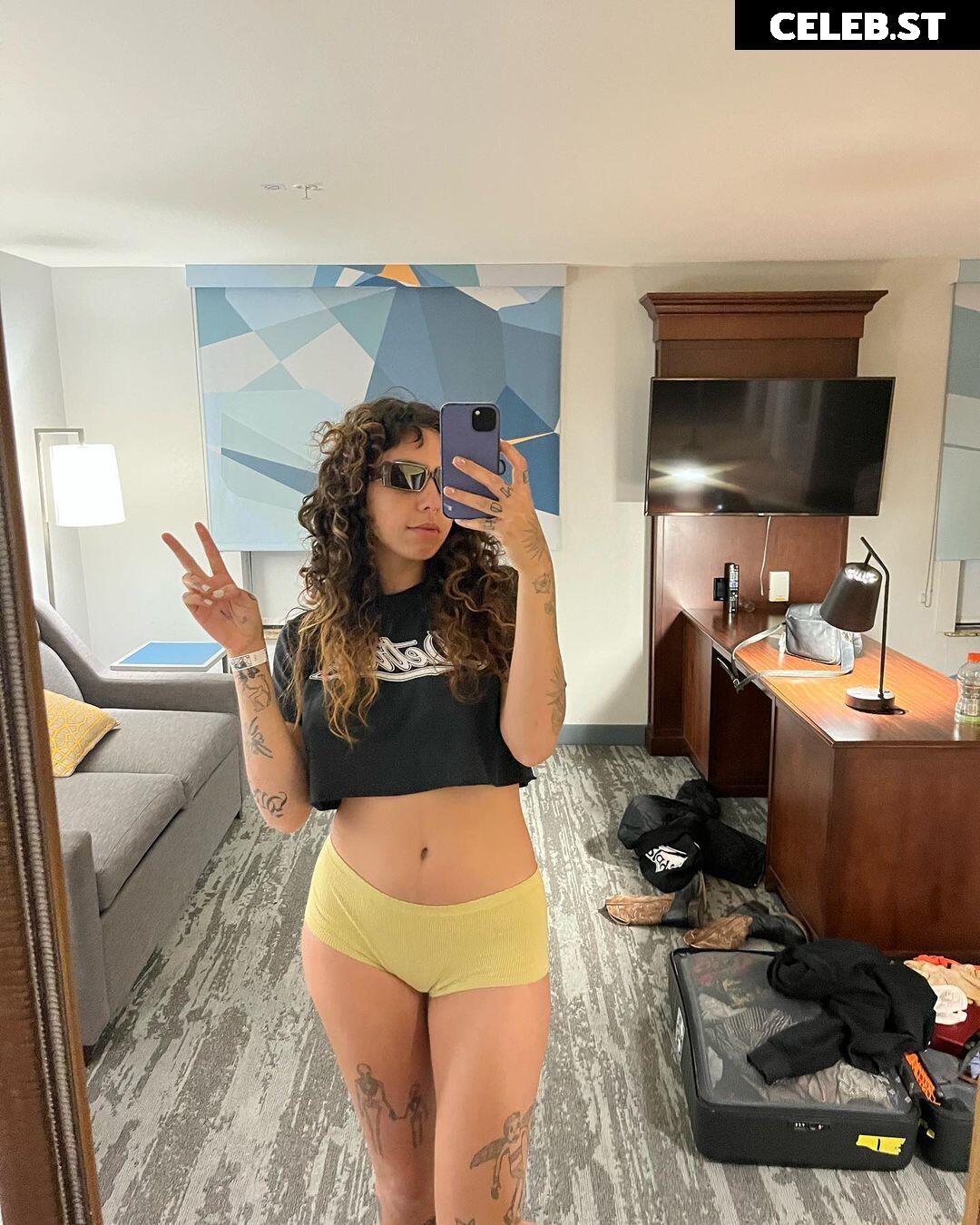 Indigo De Souza / IndigoFarAway Image 4454738