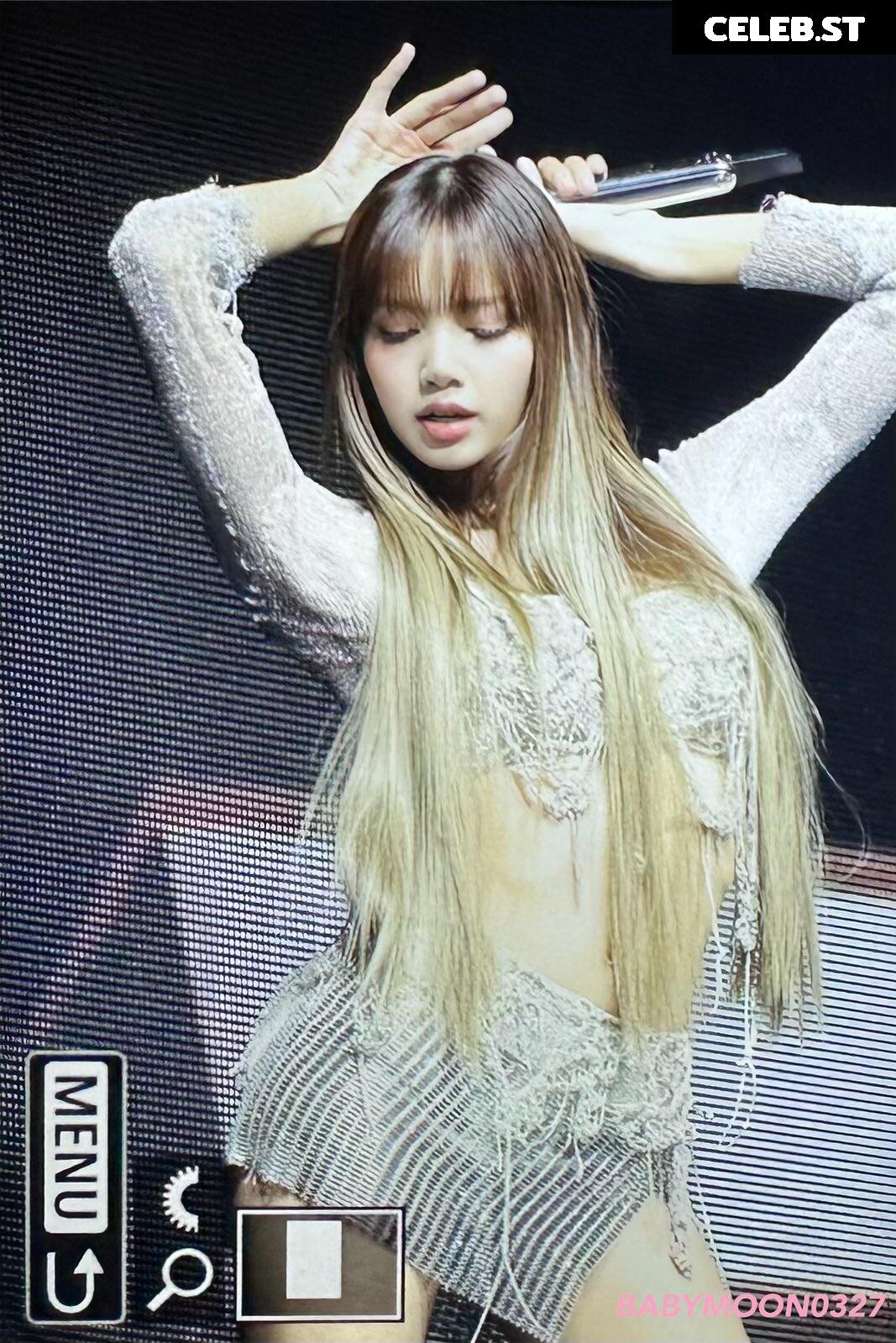 Lisa | BLΛƆKPIИK (Blackpink) Image 4454968