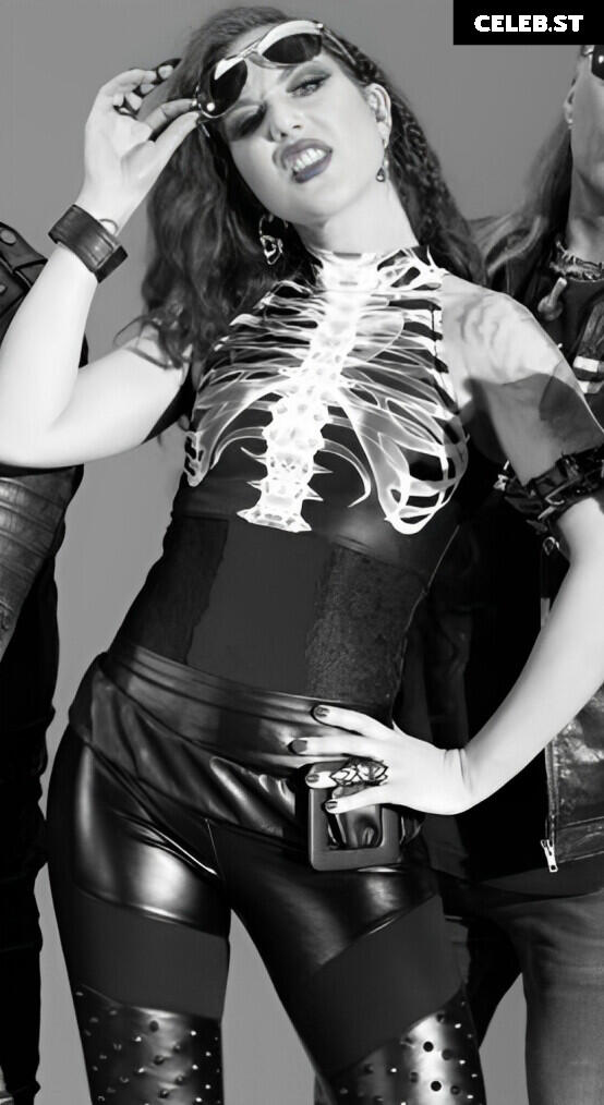 Women of Metal Image 4451420