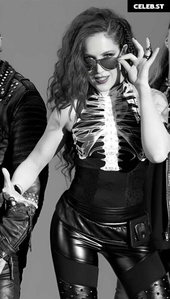 Women of Metal Image 4451342
