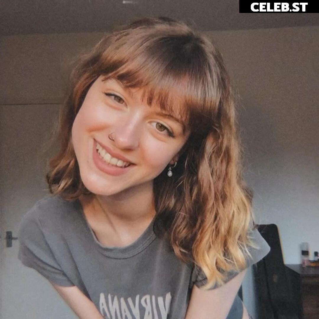 Chloe Slater - Indie Musician Image 4451286