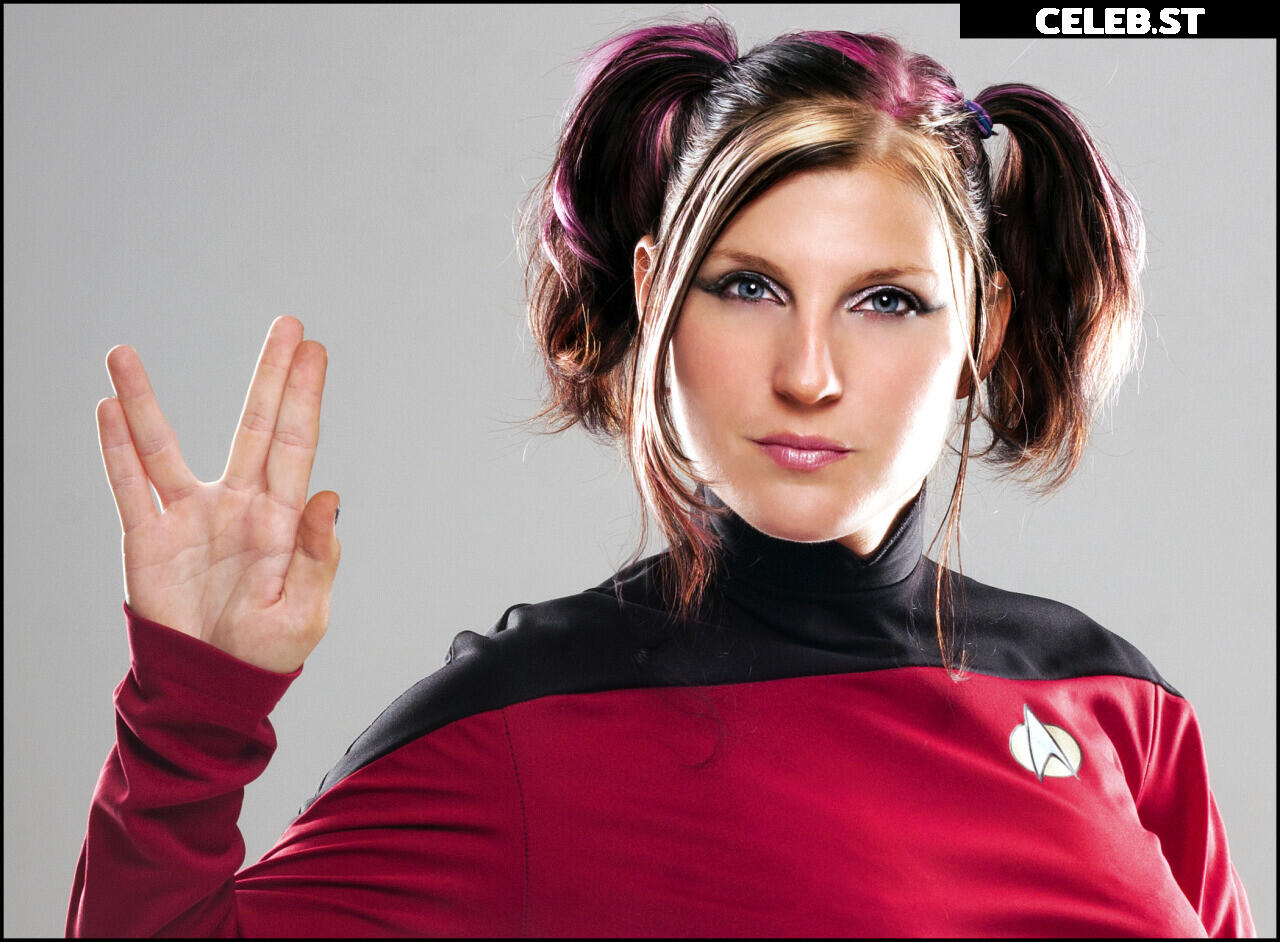 Leva Bates Image 4452706