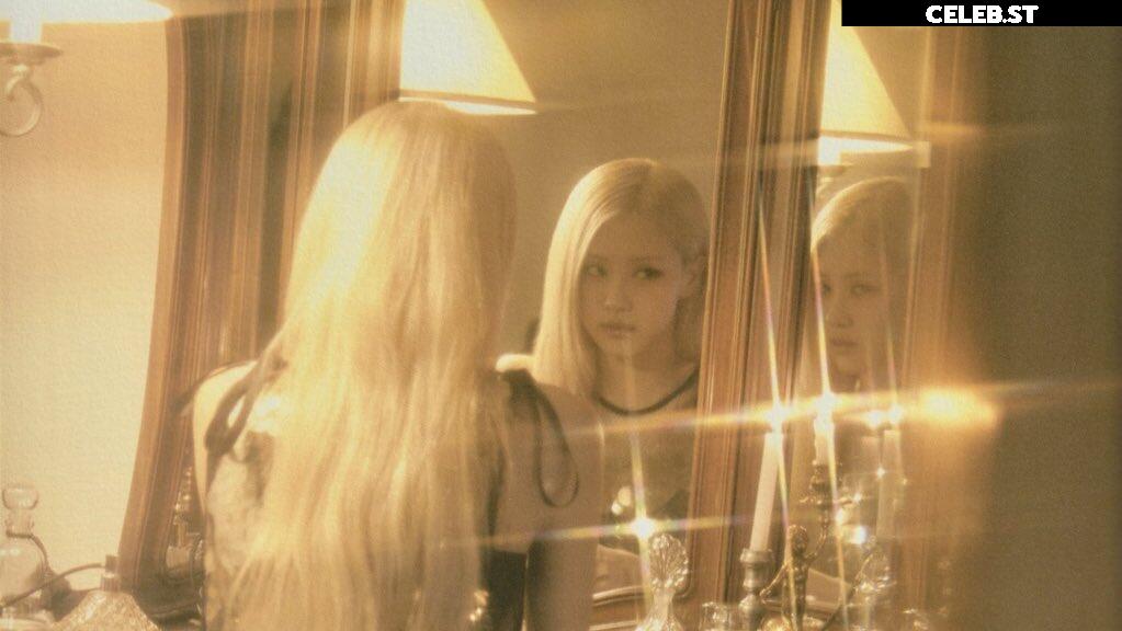Rosé || Roseanne Park - BLΛƆKPIИK ( BLACKPINK ) Image 4453434