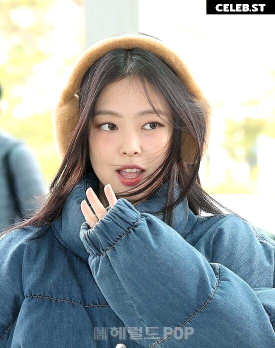 Jennie | BLΛƆKPIИK (Blackpink) Image 4453079