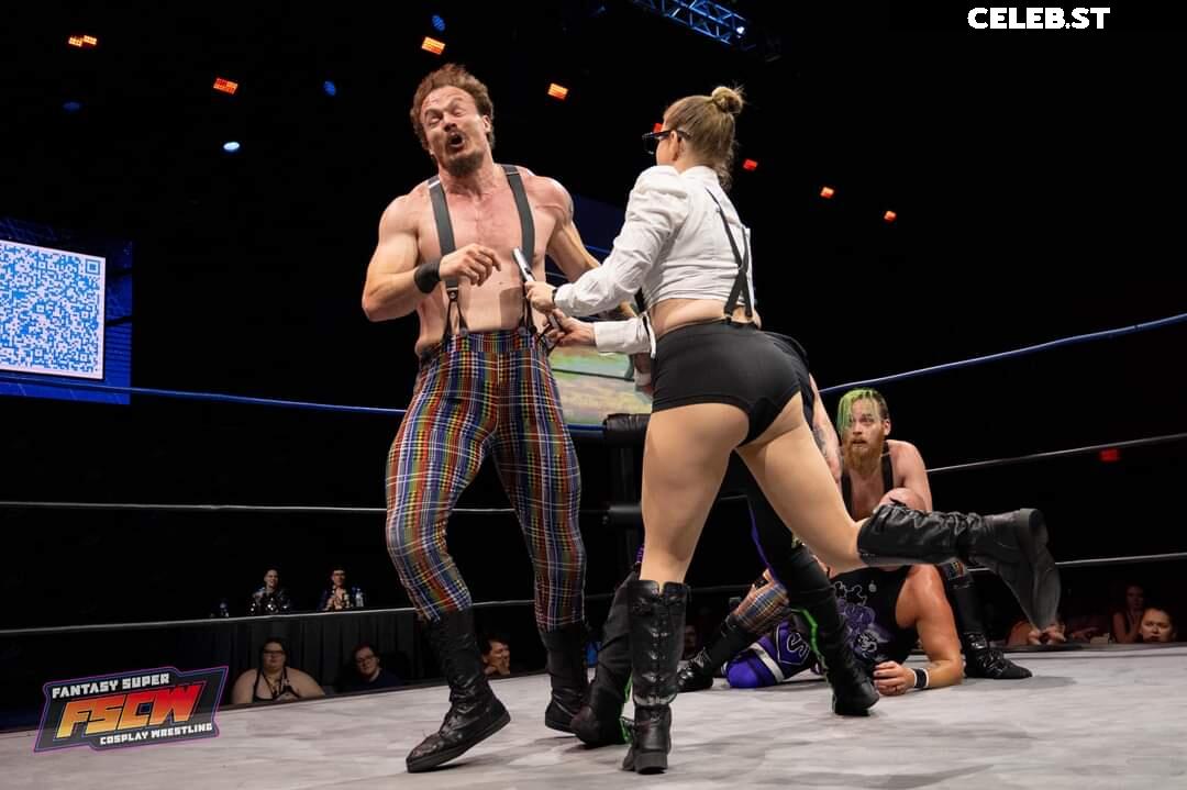 Leva Bates Image 4453076