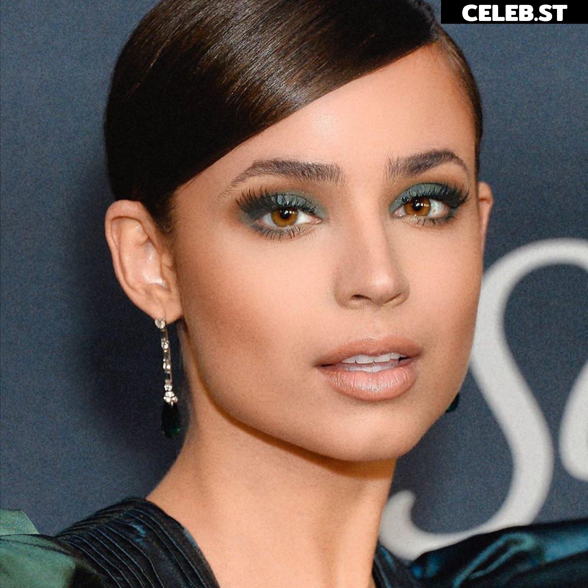 Sofia Carson Image 4453902