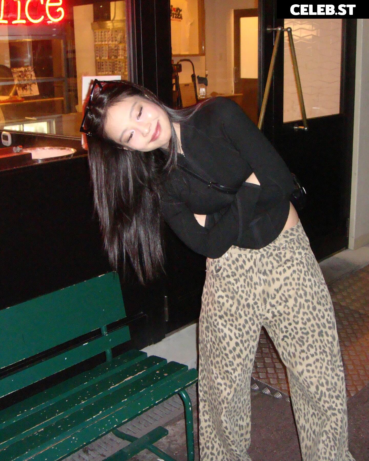 Jennie | BLΛƆKPIИK (Blackpink) Image 4459515