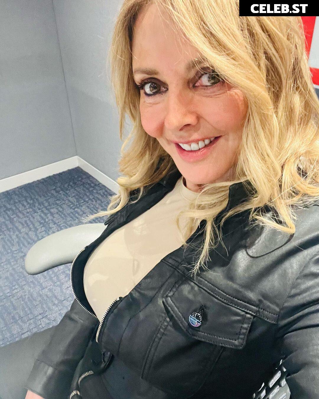 Carol Vorderman Image 4459530