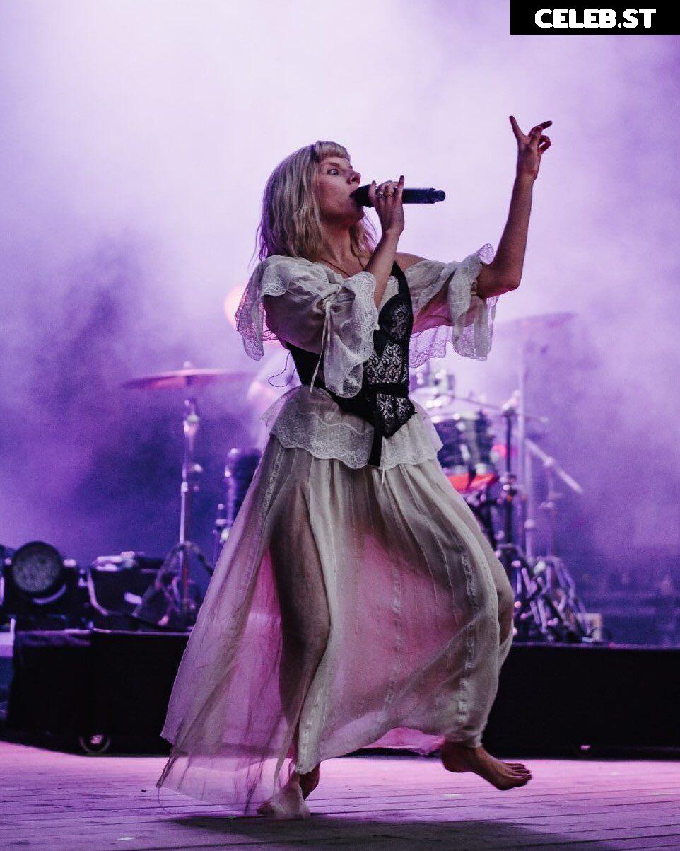 Aurora Aksnes (singer) Image 4445165