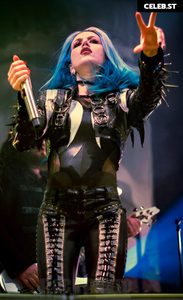 Women of Metal Image 4445237