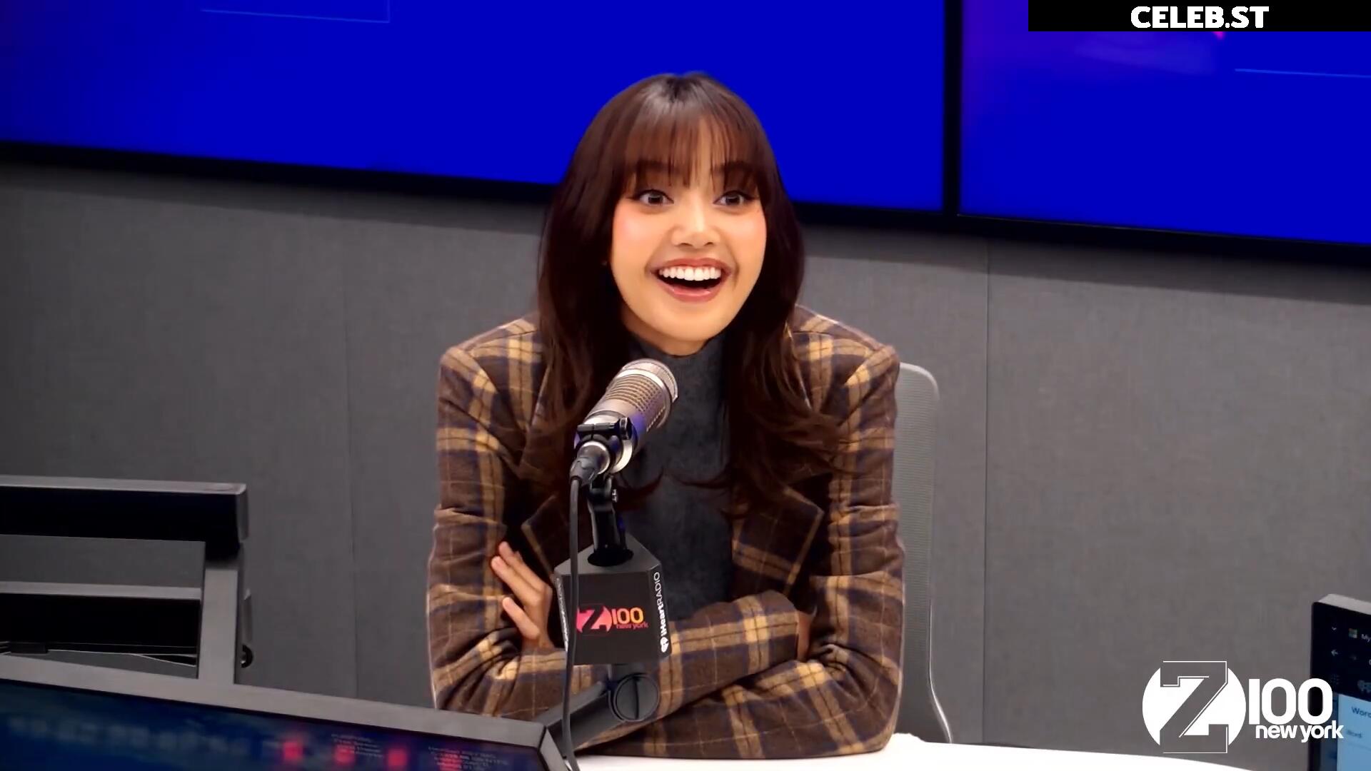 Lisa | BLΛƆKPIИK (Blackpink) Image 4446444