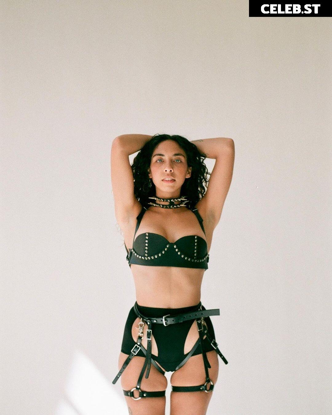 Indigo De Souza / IndigoFarAway Image 4447885