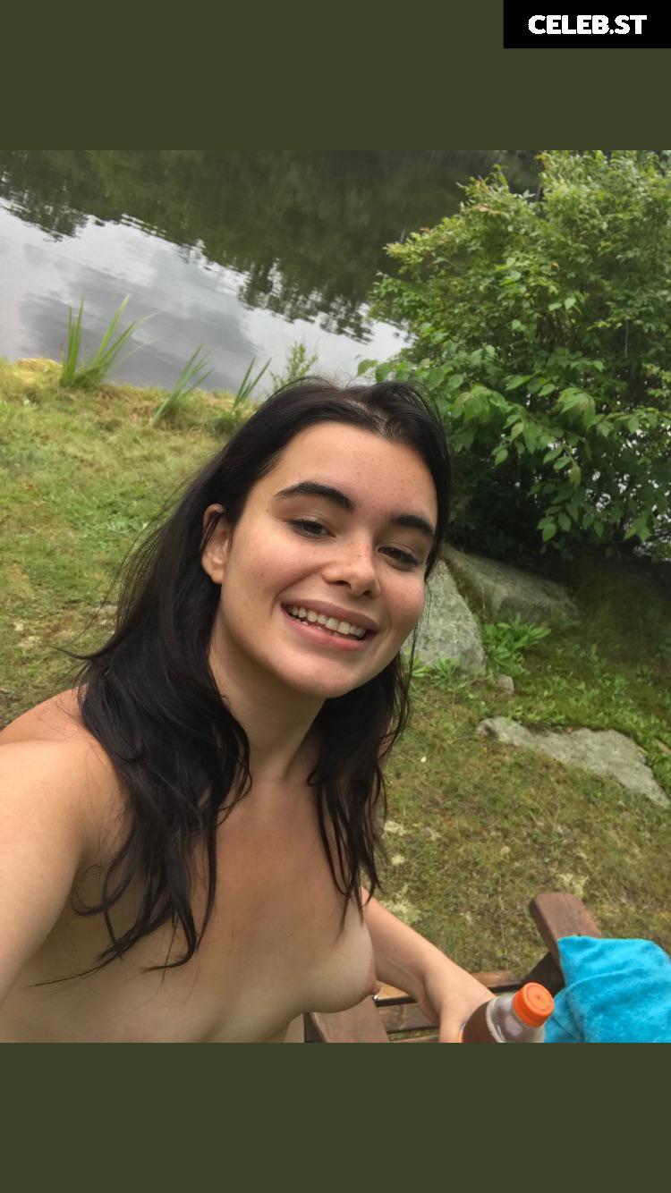 Barbie Ferreira (Euphoria actress) Image 4447808