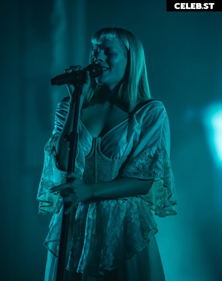 Aurora Aksnes (singer) Image 4447604
