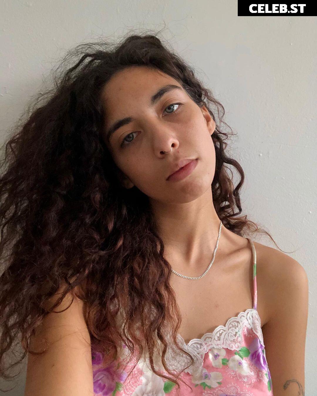 Indigo De Souza / IndigoFarAway Image 4447922