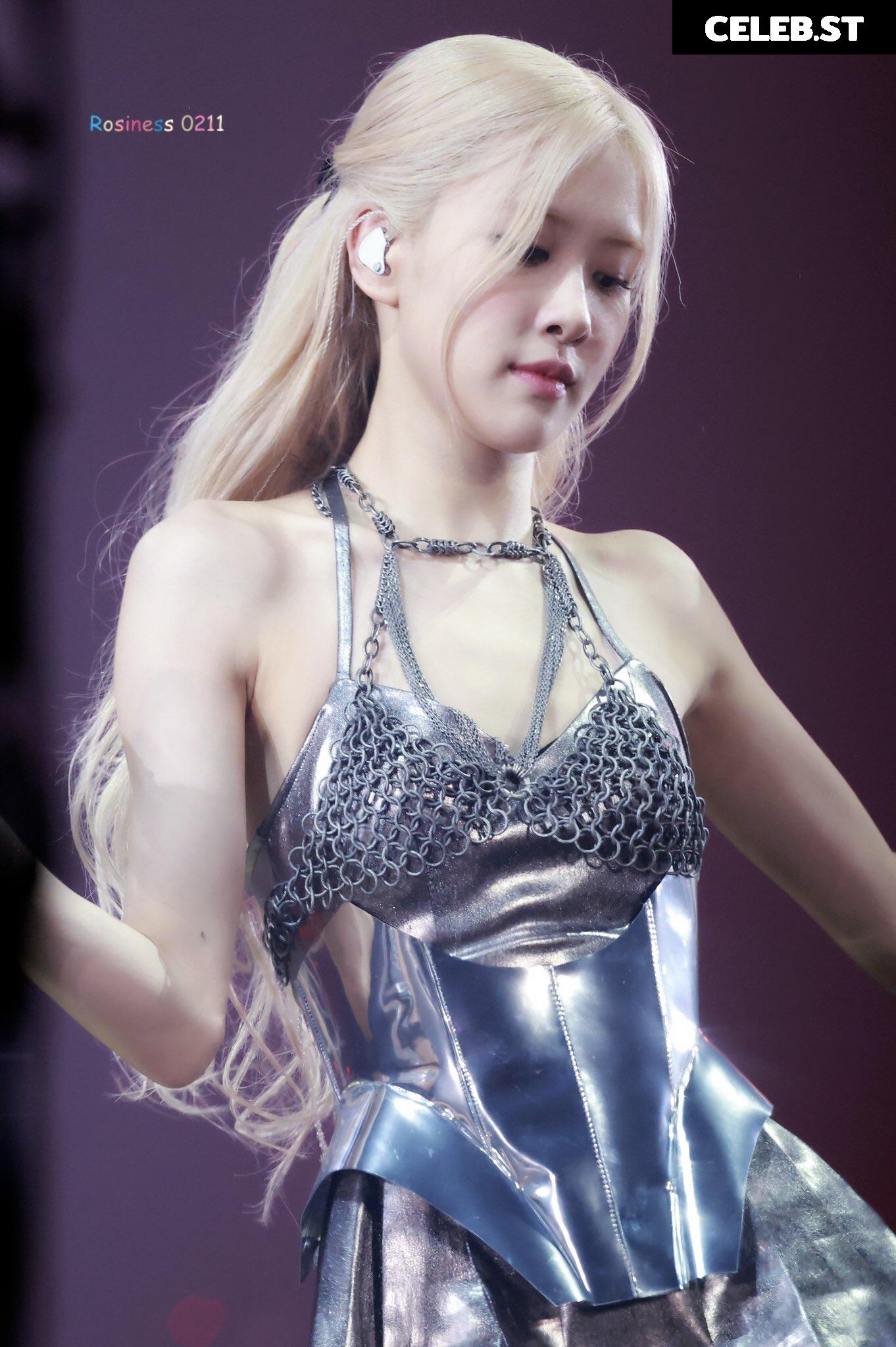 Rosé || Roseanne Park - BLΛƆKPIИK ( BLACKPINK ) Image 4444529
