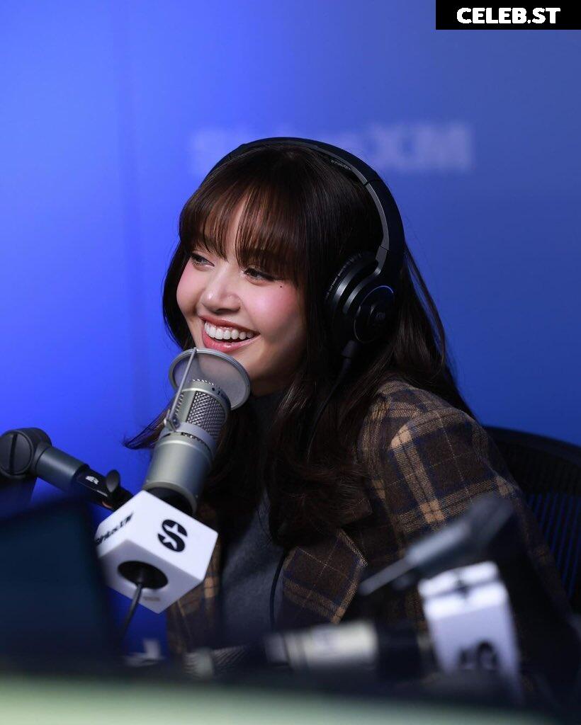 Lisa | BLΛƆKPIИK (Blackpink) Image 4444664