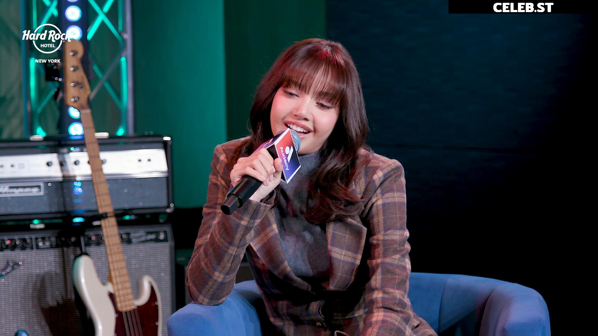 Lisa | BLΛƆKPIИK (Blackpink) Image 4444316
